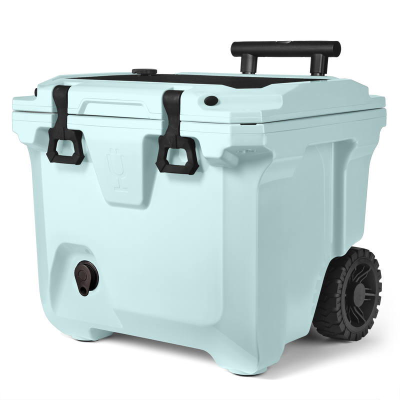 Br Tank 35-Quart Rolling Cooler | Blue Agave - Trail Adventure